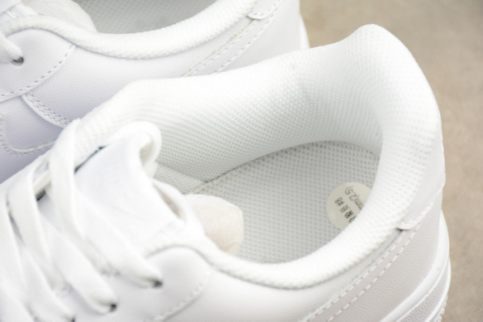 Nike Air Force 1 Low 