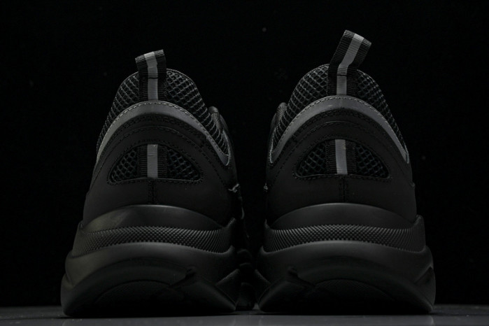 B22 TRAINER SNEAKER