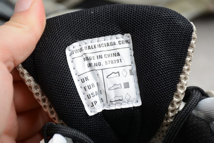 Balen Runner Sneakers 570391 W2GN7 2009