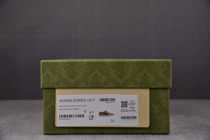 GU LOW TOP SNEAKER