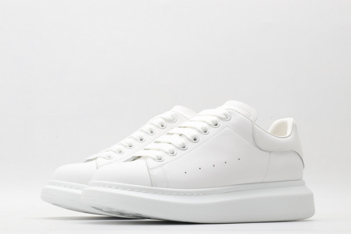 ALEXANDER MCQUEEN SNEAKERS