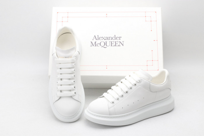 ALEXANDER MCQUEEN SNEAKERS