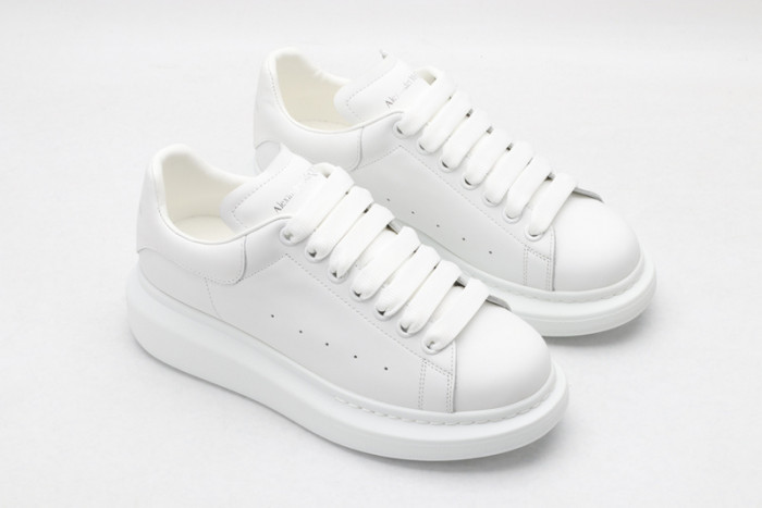 ALEXANDER MCQUEEN SNEAKERS
