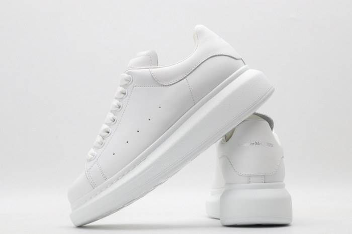 ALEXANDER MCQUEEN SNEAKERS