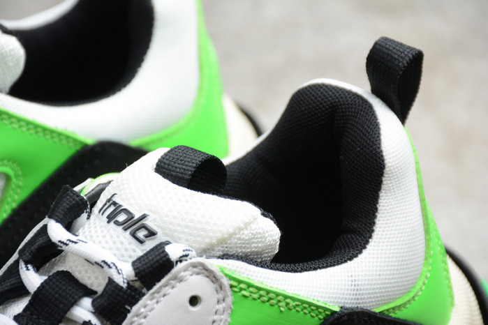 Balen TRIPLE S 483513 W06E1 1008