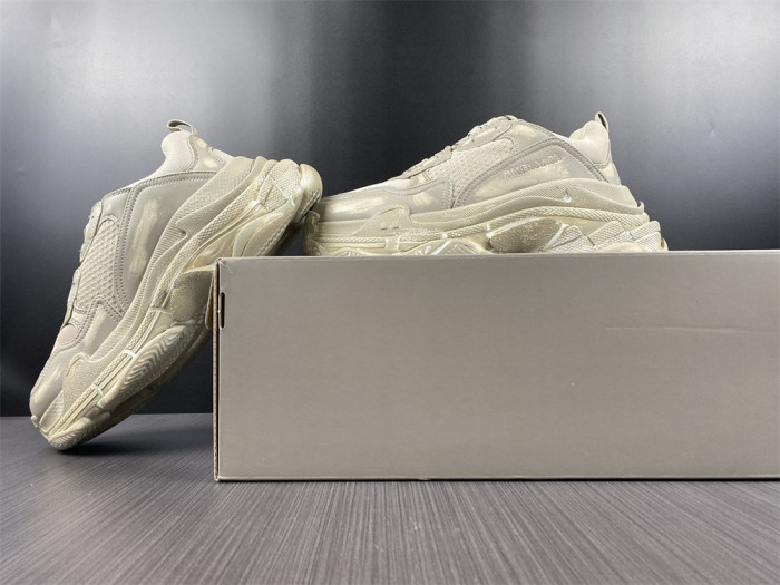 BALEN Triple S Sneaker 524039 W3CN3 9700