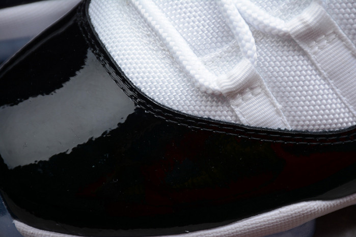 Air Jordan 11 Retro Low Concord 528895-153
