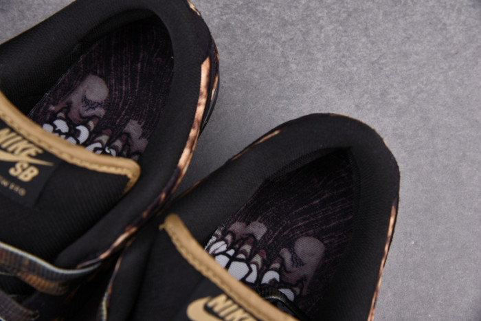 Nike Dunk SB Low Pushead 2 536356-002