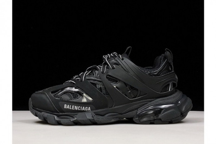 Balen Wmns Track Trainer 