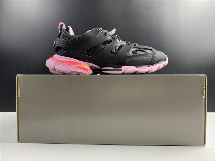 Balen TRIPLE TRAINER LIGHTED BLACK AND PINK 542436 W3AC1 1051
