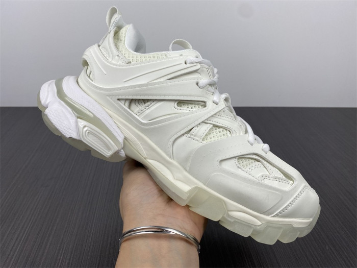 BALEN TRACK TRAINER WHITE 542436 W3CR1 9000