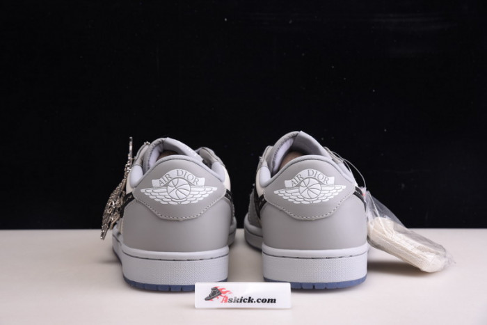 AIR Jordan 1  X DIOR Low 553668-998