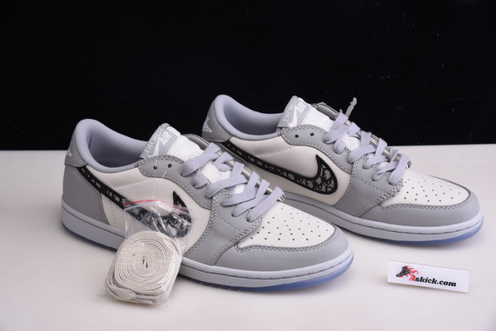 AIR Jordan 1  X DIOR Low 553668-998