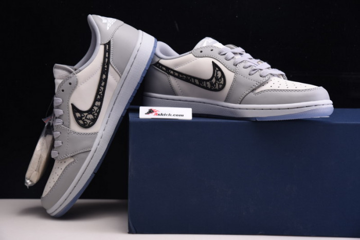AIR Jordan 1  X DIOR Low 553668-998