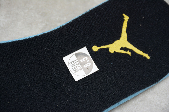 Air Jordan 1 Retro Mid New Love (2017) 554724-035