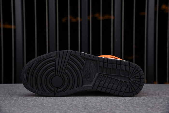 Air Jordan 1 Mid Black Cone 554724-062