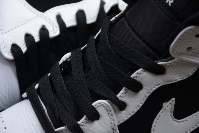 Air Jordan 1 Mid White Black 554724-113