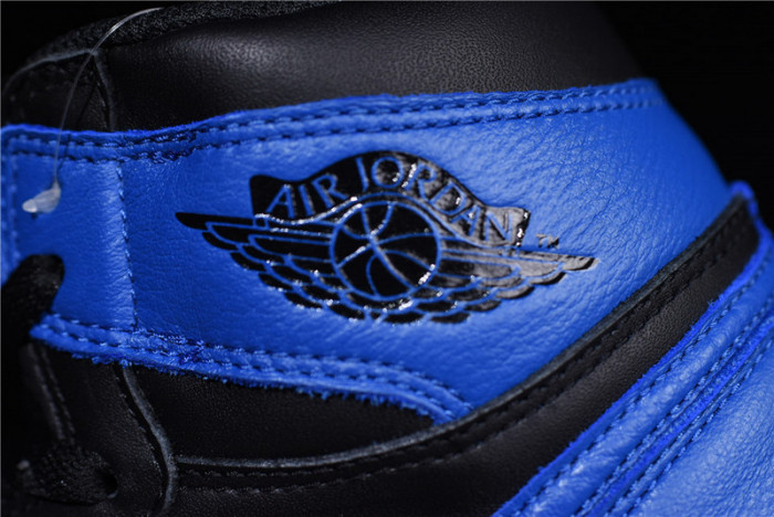 Air Jordan 1 Retro Royal (2017) 555088-007