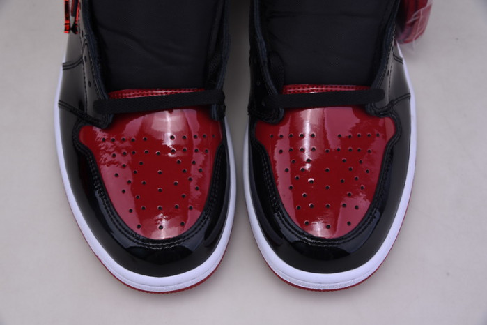 Air Jordan 1 High OG ‘Bred Patent’ 555088-063
