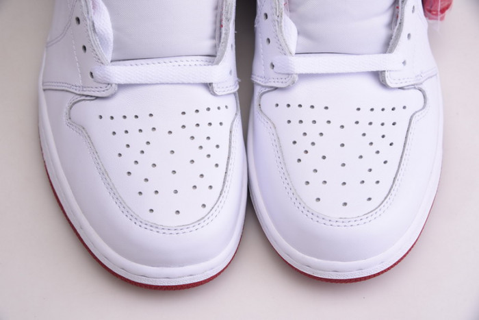 Air Jordan 1 Retro Metallic Red (2017) 555088-103