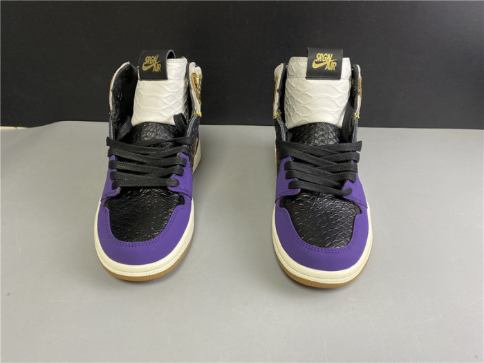 KOBE BRYANT X AIR JORDAN 1 HIGH OG BLACK-PURPLE 555088-171