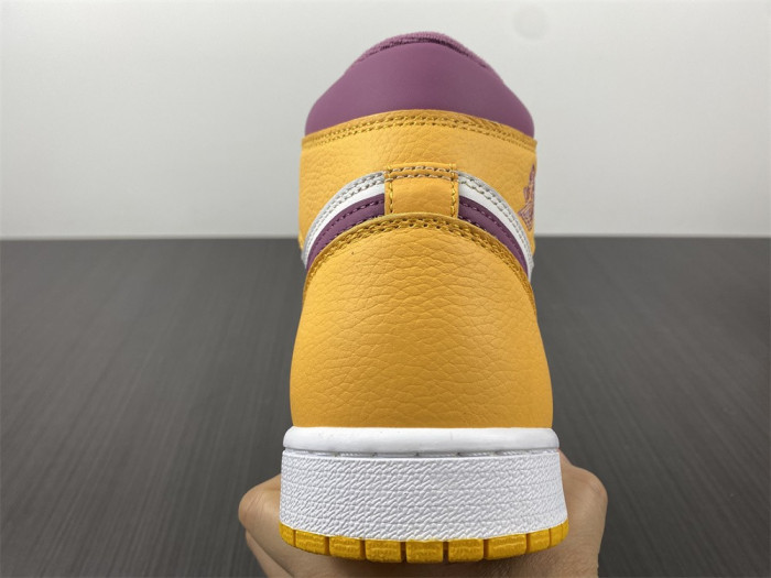 Air Jordan 1 High OG ‘Brotherhood’ 555088-706