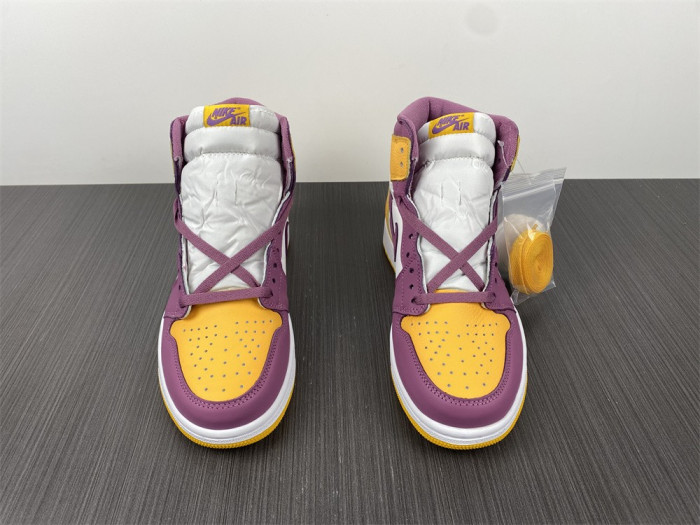 Air Jordan 1 High OG ‘Brotherhood’ 555088-706