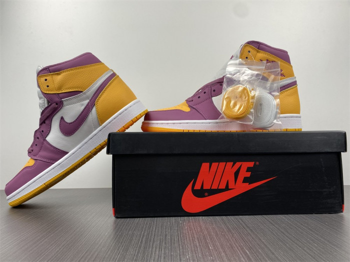 Air Jordan 1 High OG ‘Brotherhood’ 555088-706