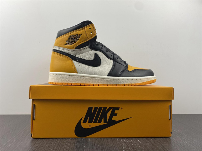 Air Jordan 1 High OG “Yellow Toe”  555088-711