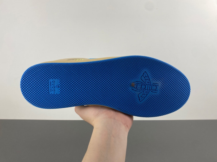 GU Screener sneaker