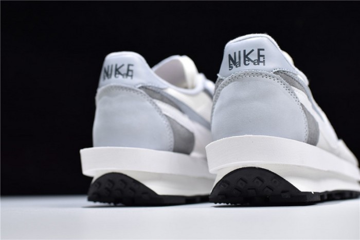 Nike LD Waffle sacai Summit White BV0073-100