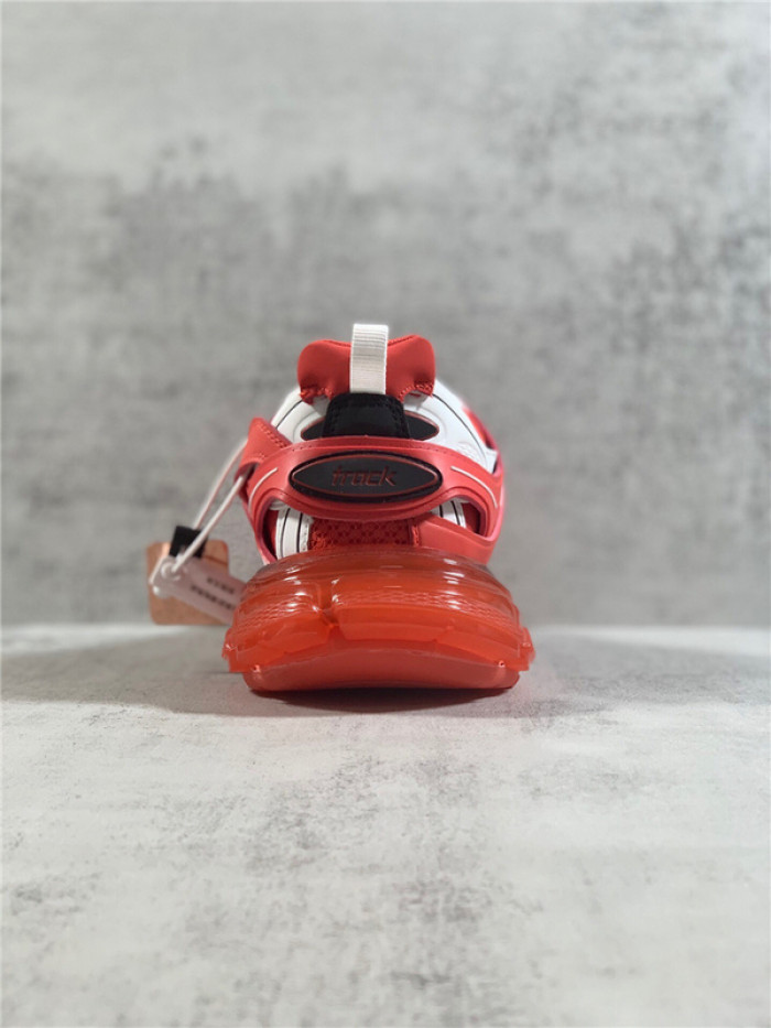 BALEN TRACK TRAINER RED 647742 W3BZ1 6591
