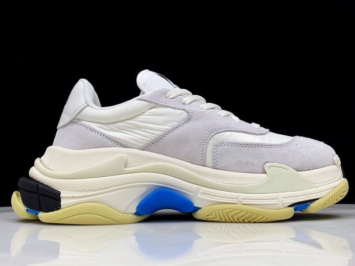 Balen Triple S White Suede  500597 W0971 9000