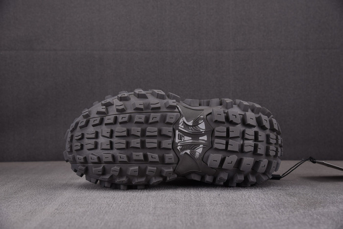 Balen Defender 685611 W2RAA 2000