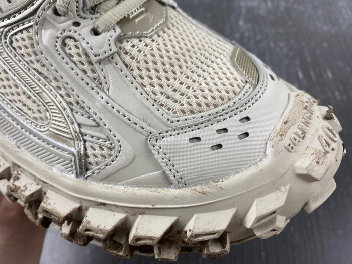 Balen Defender 685613 W2RAF 9700