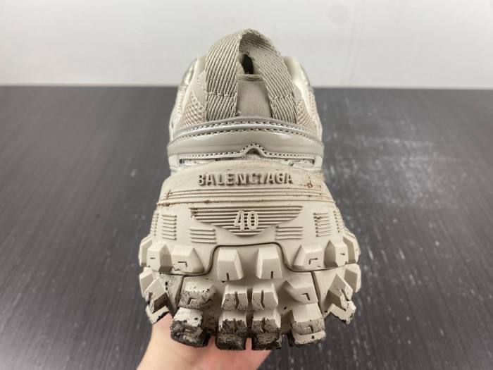 Balen Defender 685613 W2RAF 9700