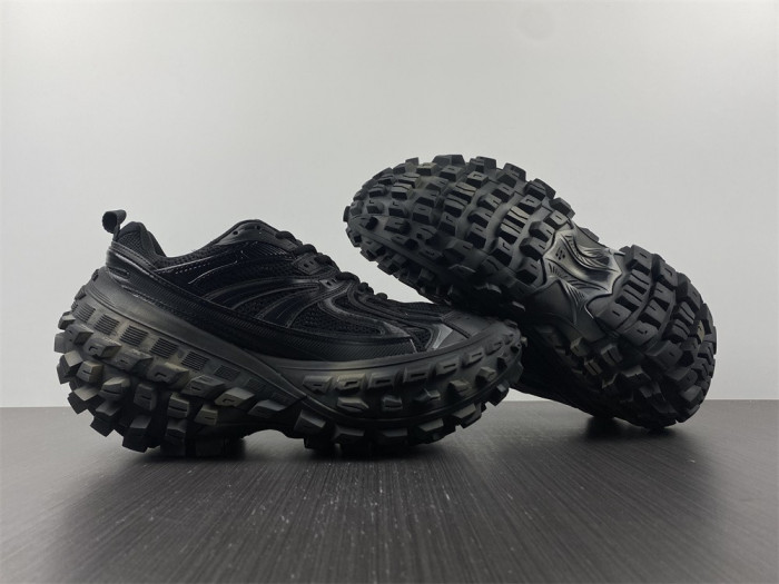 Balen Defender Black 685613 W2RA6 1000