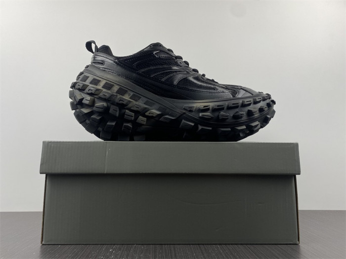 Balen Defender Black 685613 W2RA6 1000