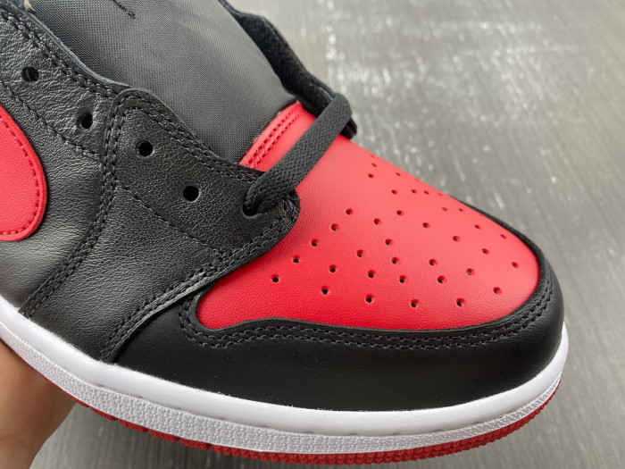 Air Jordan 1 Retro Low Bred 705329-001