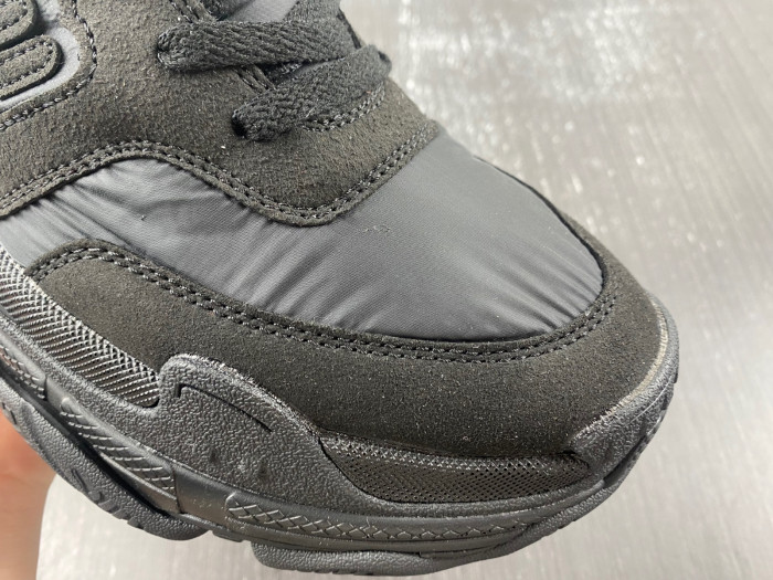 Balen Triple S Nylon Black 710157 W3CU1 1000