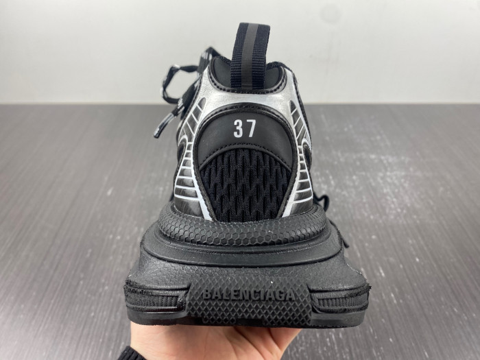 BALEN 3XL Sneaker 734731 W3XL1 1090