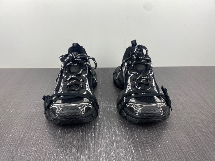 BALEN 3XL Sneaker 734731 W3XL1 1090