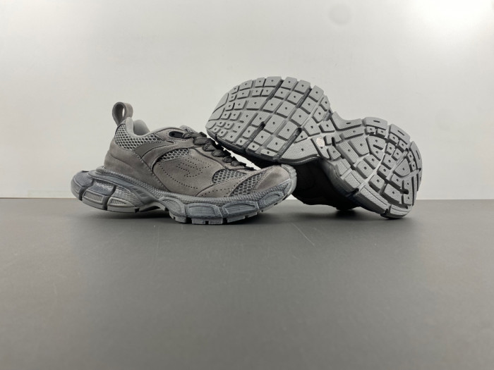 BALEN 3XL SNEAKER 759693 W3XLH 0210