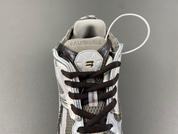 BALEN TRACK TRAINER 7.0 772774 W3RMU 2000