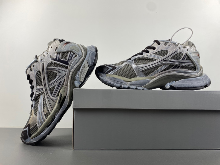 BALEN TRACK TRAINER 7.0 772774 W3RMU 2000