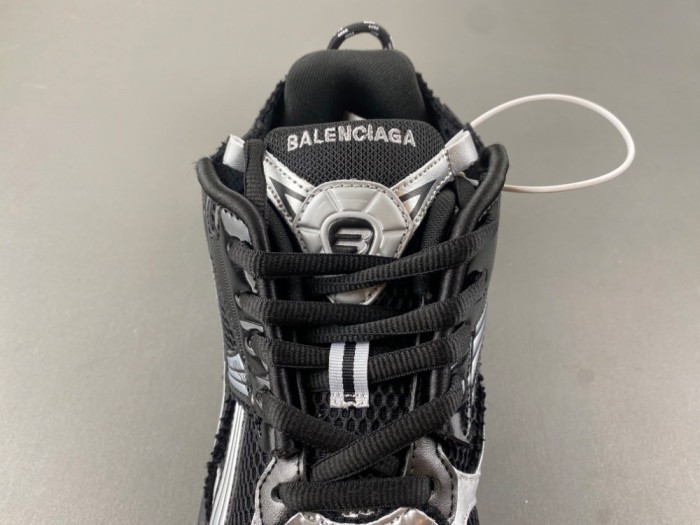 Balen Runner Sneakers 772774 W3RNY 0322
