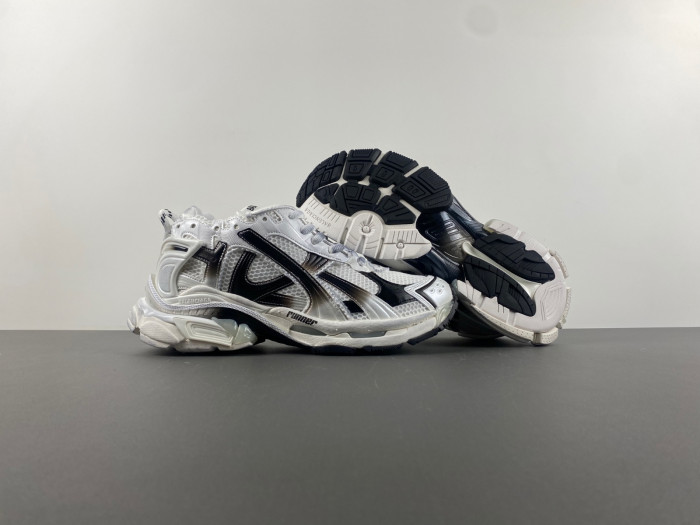 BALEN TRACK TRAINER 7.5 772774 WRUNG 9010