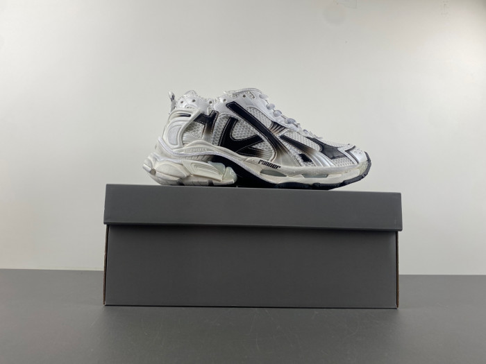BALEN TRACK TRAINER 7.5 772774 WRUNG 9010