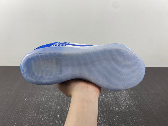 Nike Kobe 11 822675-185
