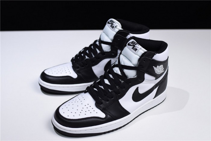 Air Jordan 1 Retro Black White 555088-010